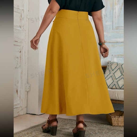 NEW| SHEIN Plus Size Mustard Color Tie Front Skirt - Picture 2 of 5